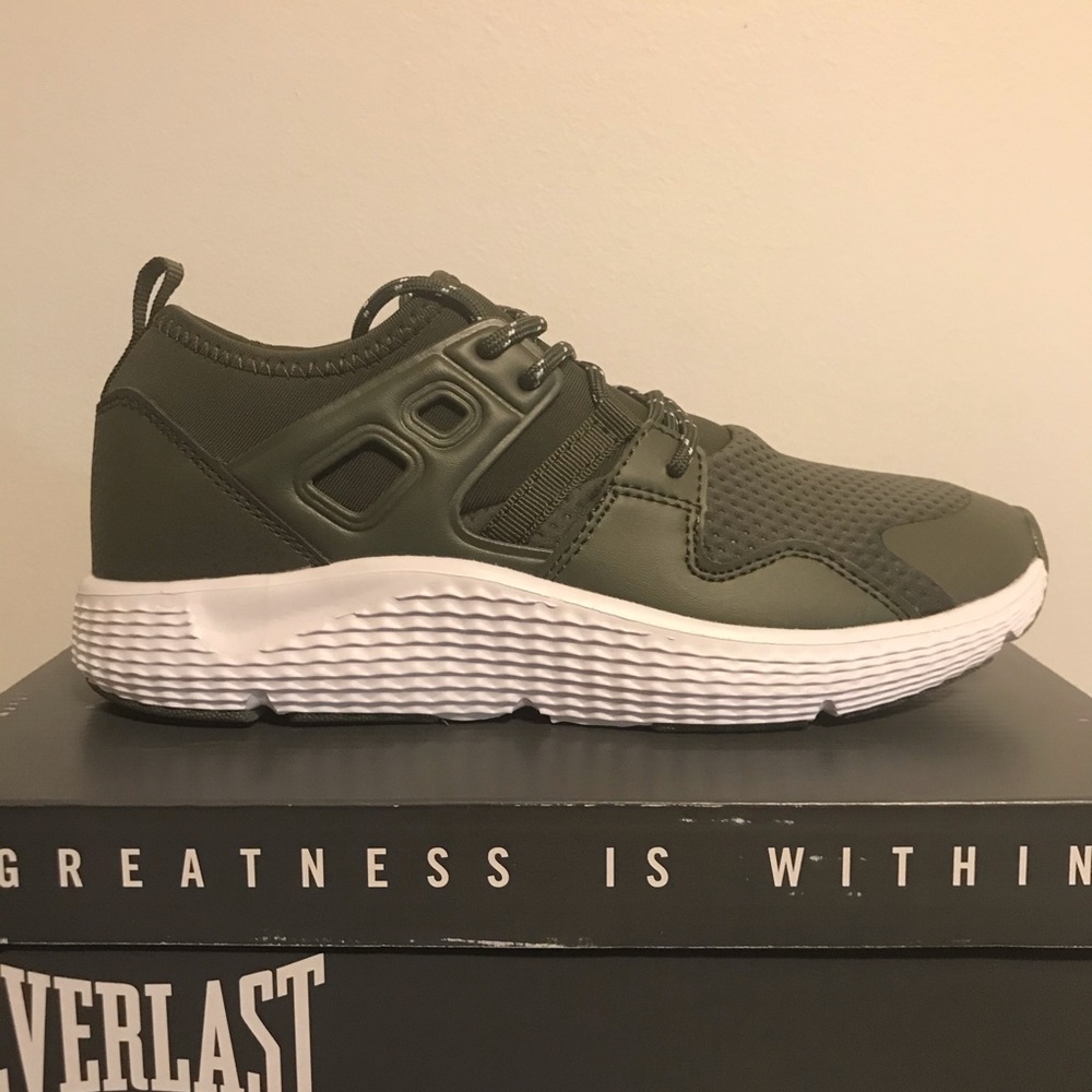 Everlast Women Running Shoes/Multiple Sizes